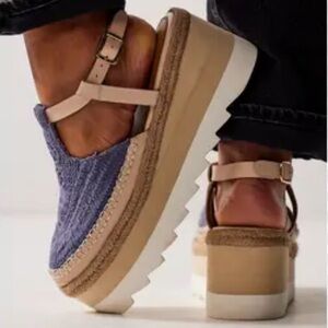 NEW FREE PEOPLE morning in Mykonos Blue crochet Platform Sandals size 9.5